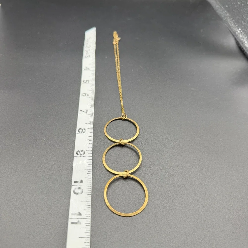 N/A sleek gold